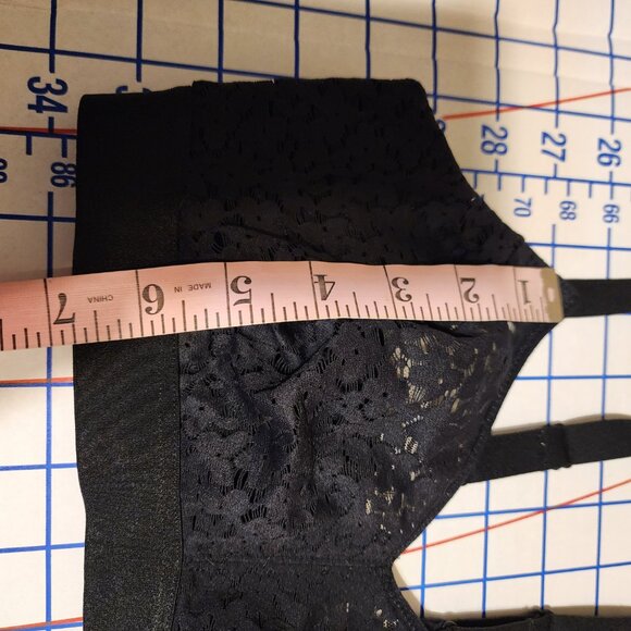 Chantelle Norah Comfort Supportive Wirefree Bra Split at band seam Black 32D - Picture 6 of 12